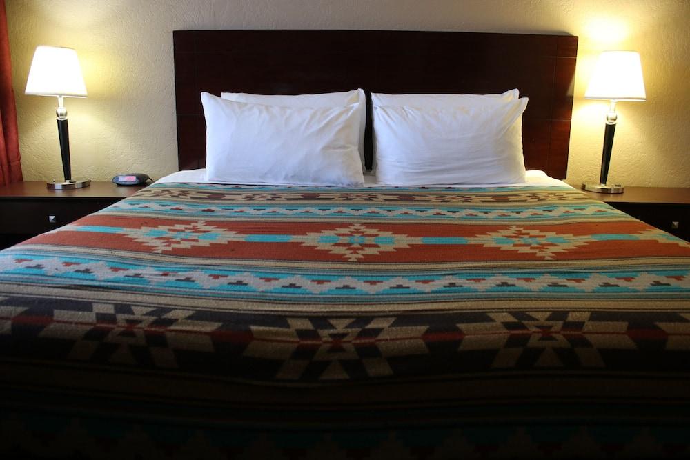 אלאמוגורדו The Classic Desert Aire Hotel מראה חיצוני תמונה